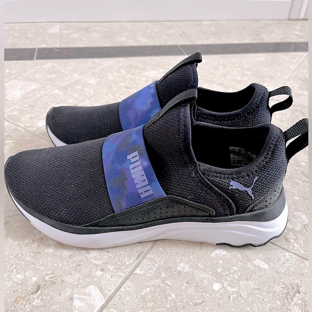 Women’s puma slip-on sneakers